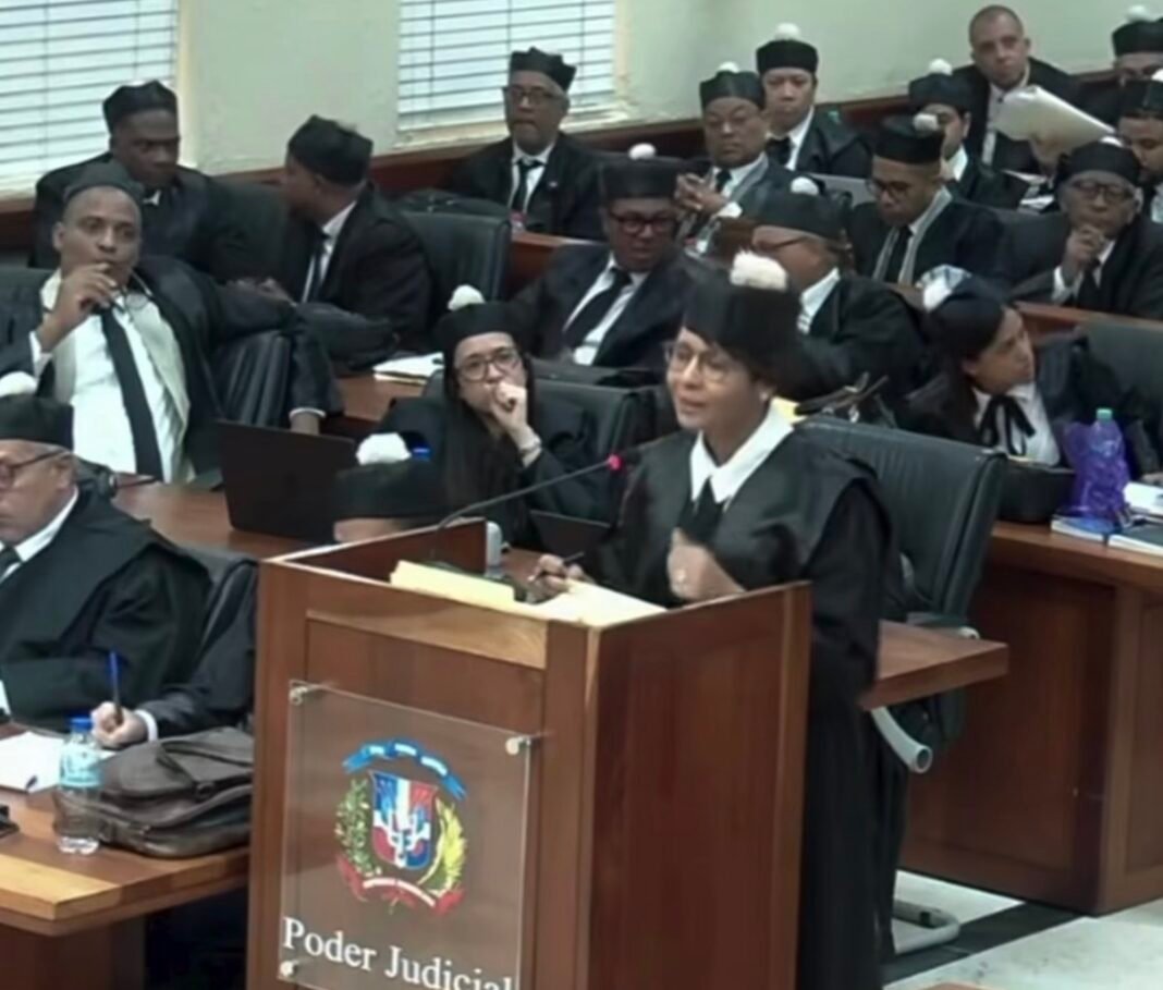 ¡Coño, qué vaina! Abogado de víctimas del ‘Jet Set’ critica al Ministerio Público con un “esto no es 319” Abogado de víctimas del Jet Set critica al Ministerio Público con un esto no es 319