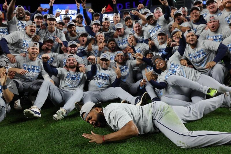 ¡Qué ‘pela’! Los Rays barrieron a los Yankees y avanzan ‘de una vez’ Que pela Los Rays barrieron a los Yankees y avanzan de una vez