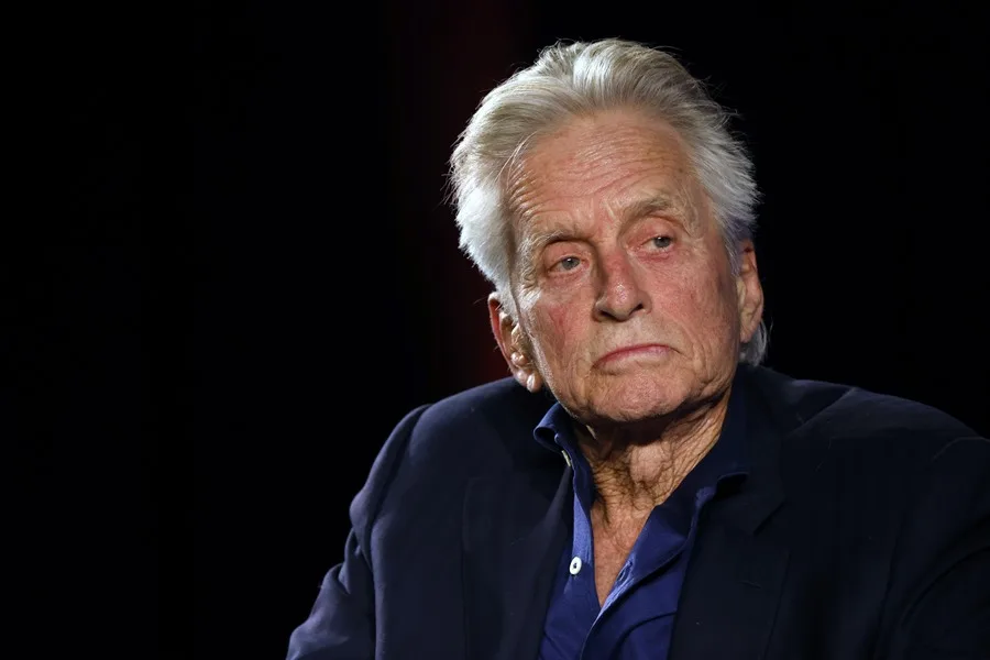 El enredo se destapa Michael Douglas confiesa romance secreto con Kathleen Turner