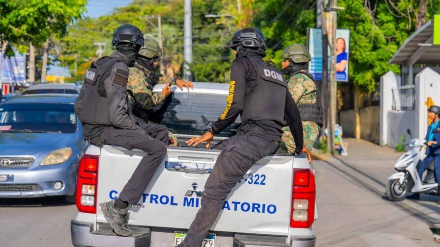 Migración se pone ‘bacana’: Un viaje de deportaciones por la frontera de Dajabón Migración se pone bacana: Un viaje de deportaciones por la frontera de Dajabón