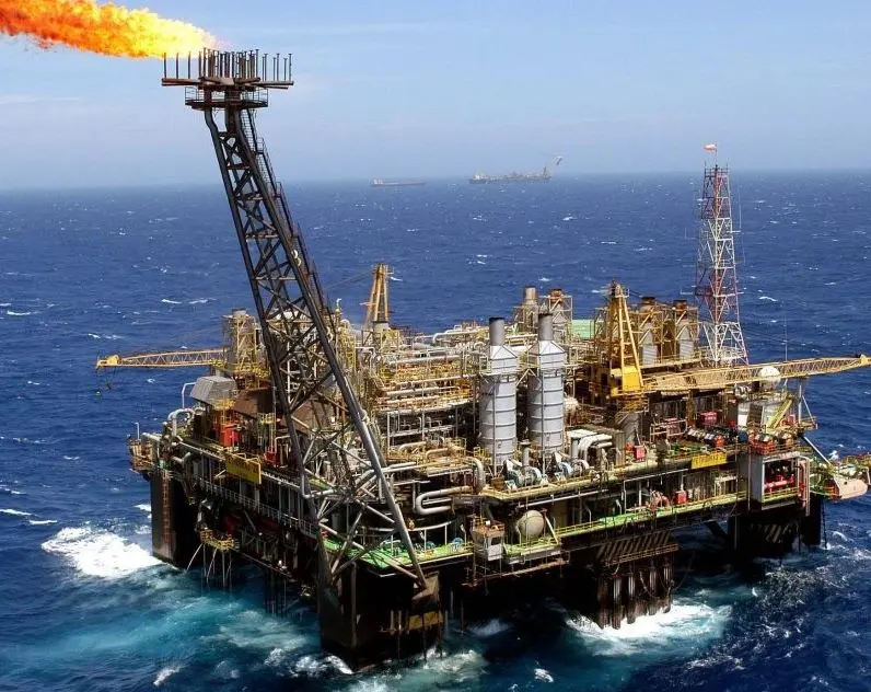 Petróleo WTI: Un Bajón de Precios que Nos Cae Chevere