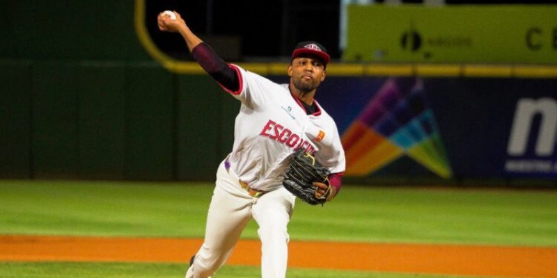 Los Leones sacan el ‘tigueraje’: ¡Victoria bacana ante las Estrellas! Los Leones sacan el tigueraje: Victoria bacana ante las Estrellas