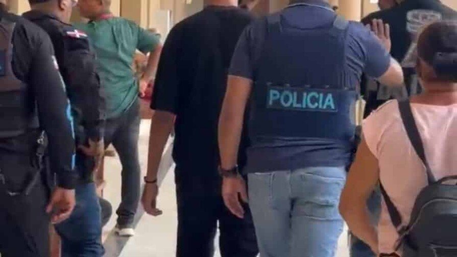 Se entregaron los ‘tigueres’ de Licey: La ‘vaina’ de la justicia comienza a aclararse Se entregaron los sospechosos en Licey: La justicia comienza a aclararse