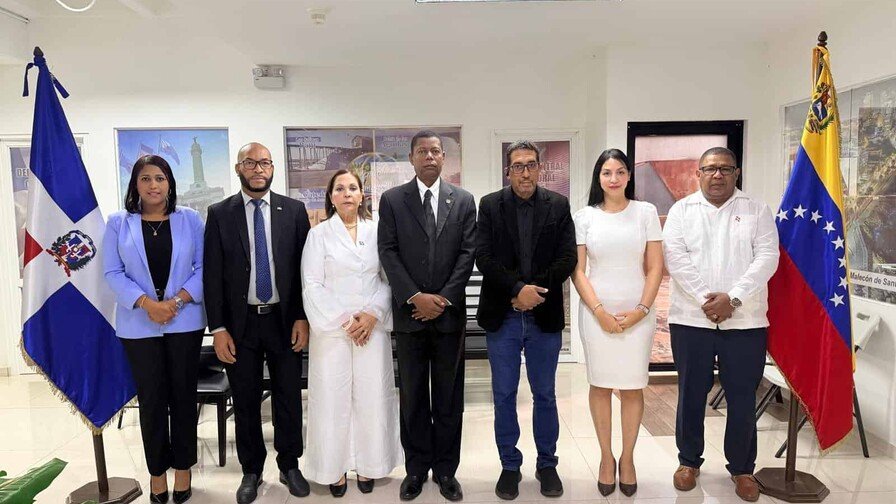 Consulado Dominicano en Caracas Reabre sus Puertas
