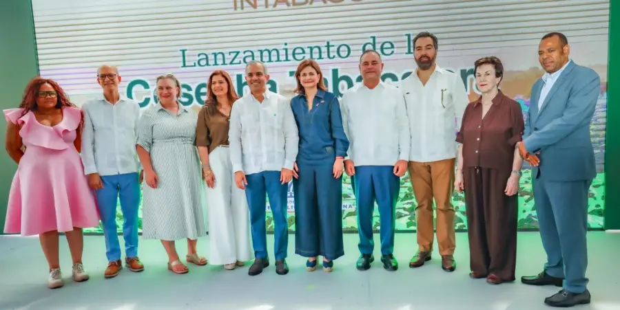 ¡El Tabaco Dominicano: ‘Un Palo’ que Sostiene la Economía! El Tabaco Dominicano Sostiene la Economía