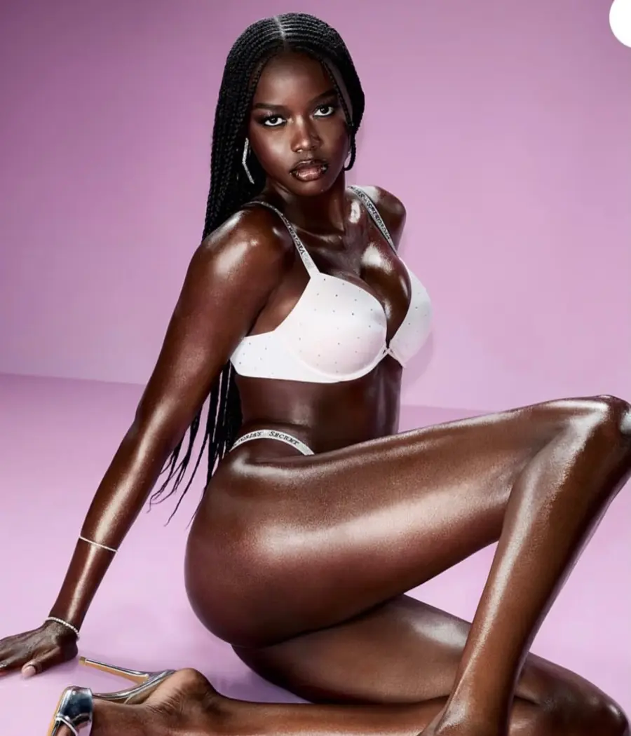 ¡Qué ‘bacano’! Solange Omon se eleva con las alas de Victoria’s Secret y pone el país en lo alto Solange Omon se eleva con las alas de Victoria's Secret y pone el país en lo alto