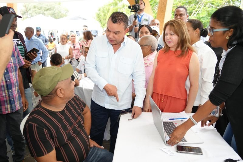 Chequéate RD en Cotuí: ¡Una ‘vaina’ bacana para la salud del pueblo! Chequéate RD en Cotuí: Jornada de salud para el pueblo