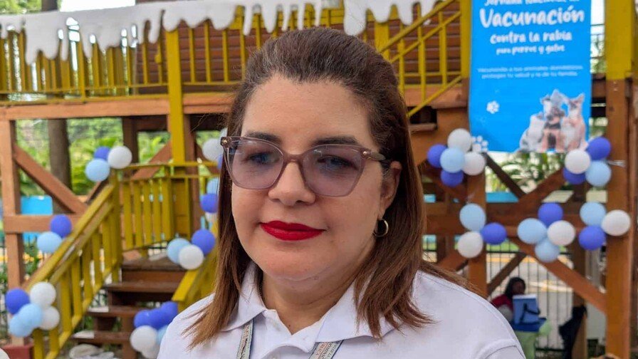 Vacunar mascotas, la ‘vaina’ para frenar la rabia en Santiago Vacunar mascotas, la vaina para frenar la rabia en Santiago