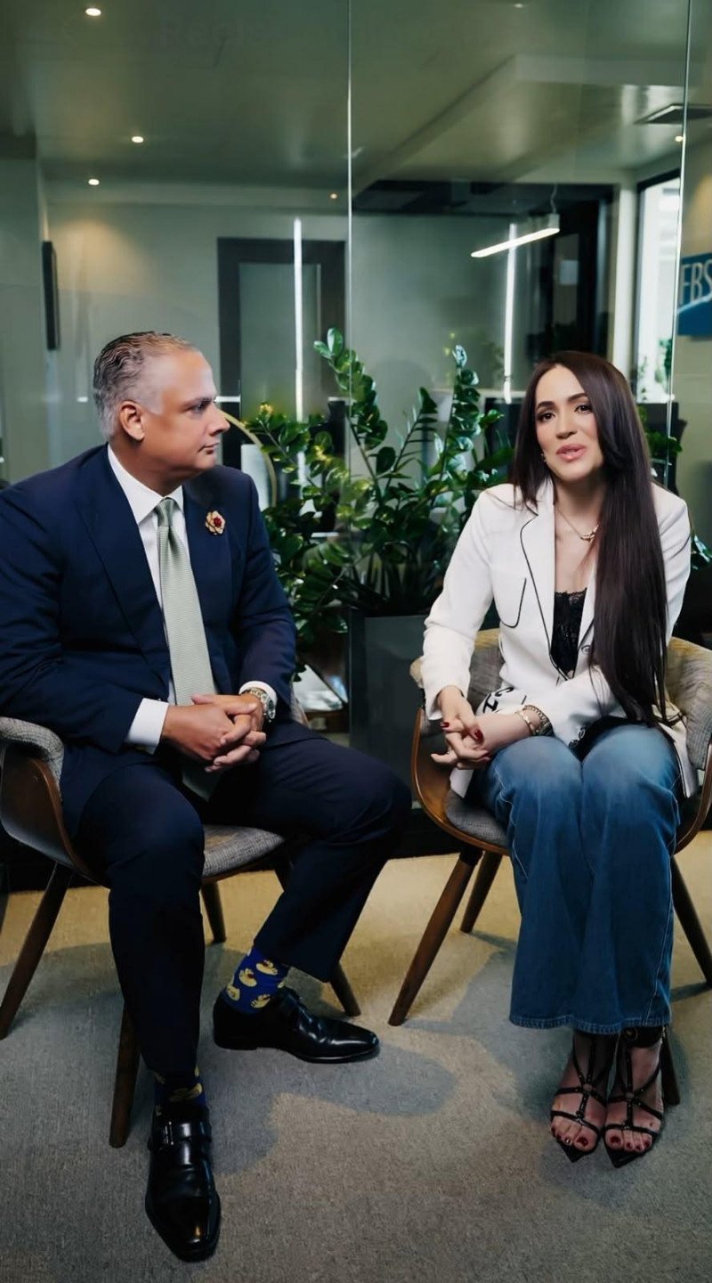 ¡La ‘chercha’ se les viró! Karen Yapoort intima a medios digitales por difamación La chercha se les viro Karen Yapoort intima a medios digitales por difamacion