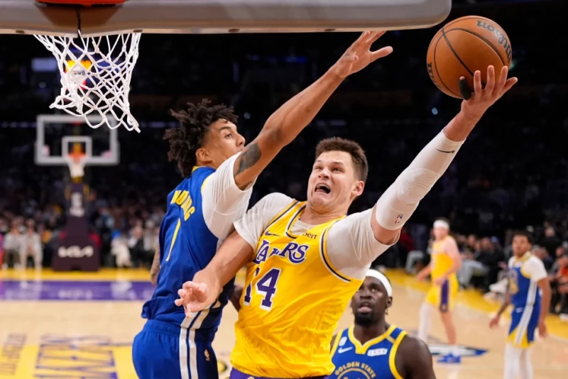 ¡Kessler la Bota en su ‘Debut con Lakers’, Deja a Warriors con el ‘Moño Virao’! Kessler debuta perfecto en Lakers